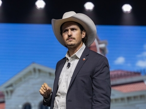Texas agriculture commissioner candidates trade ineligibility jabs