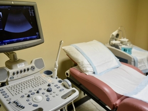 Mothers, reproductive rights group sues Oklahoma officials over abortion ban