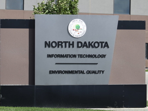 Pipeline spill contaminates dry creek bed in northwest North Dakota