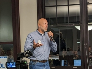 Podcast: How an independent US Senate candidate wants to ‘deny the majority’ to get things done