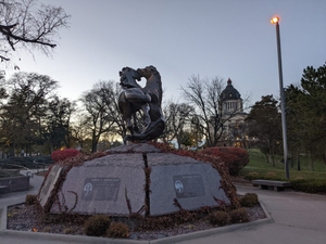 33 years after the crash, there’s still plenty to miss about Mickelson and his brand of politics