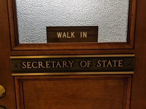 Democratic South Dakota secretary of state candidate draws contributions from Republicans