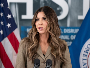 Noem could forgo her new federal role for a SD political race, but observers say it’s unlikely