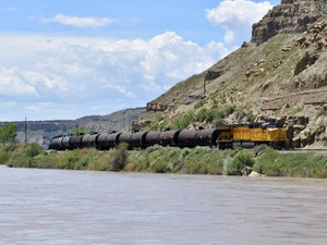 Feds pause Union Pacific-Norfolk Southern merger