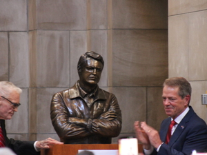 Tom Osborne becomes the first living member of the Nebraska Hall of Fame