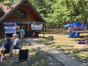 Democrats see rare signs of hope in solidly red Arkansas’ midterms
