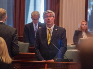 Republicans hope to reengage Bears with new proposals