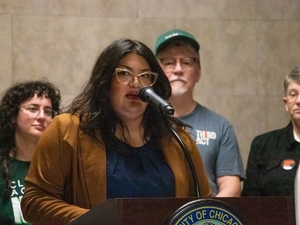 Not ‘one more cent’: Chicago-area elected officials rally against Peoples Gas rate hike