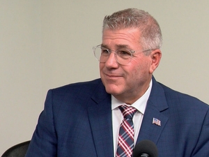 Bailey trying to stay on message as attacks from Pritzker mount