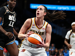 Caitlin Clark’s argument with her coach went viral. How did Indy sports reporters handle the story?