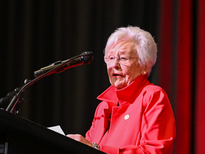 She’s Alabama’s longest continually serving governor. And her party is ignoring her.