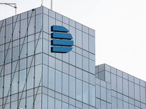 SC utility regulators set January deadline for decision on Dominion, NextEra merger