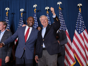 US Sen. Lindsey Graham defeats 5 GOP challengers to face Dr. Annie Andrews in November