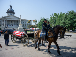 Mourners say goodbye to US Sen. Lindsey Graham at SC Statehouse