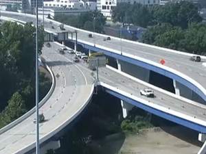 Gov. Morrisey, Kanawha delegate call for roads review after numerous vehicles fall off interstate