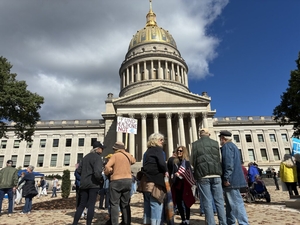 Charleston No Kings organizers ask crowd to vote early in West Virginia