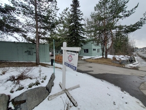 Mixed signals for housing costs in Alaska