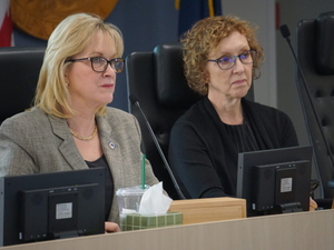 Alaskans to vote on ballot measure that would overhaul state election system