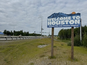 Alaska senators question legality of state land transfer for possible Mat-Su data centers
