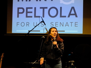 Peltola denies knowledge of spoiler candidate plan at Juneau rally