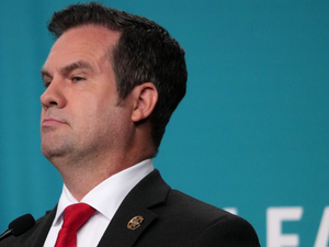 Can Warren Petersen win over Latino voters with his Spanish-speaking pitch?