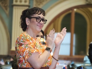 Colorado ethics committee recommends reprimand of Rep. Mandy Lindsay over ethics violation