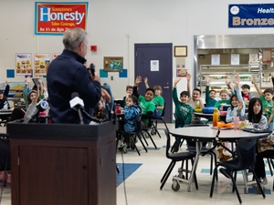 Lamont administration signals universal free school lunch is still on the menu
