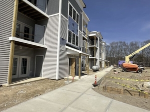 CT delegation backs amended bill to boost housing supply