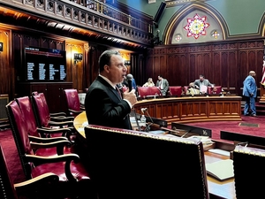 Which Senators talked the most during CT’s legislative session?