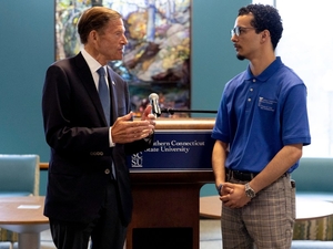 Blumenthal calls on Congress to restore loan access for part-time college students