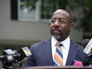 Warnock urges greater federal oversight of automatic license plate readers