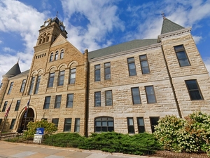 Former Davenport city attorney reprimanded for settlement talks