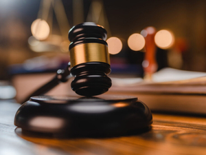 Class-action lawsuit claims UnityPoint Health shortchanged hourly workers