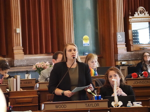 Iowa House votes to restrict abortion medication, requiring in-person prescriptions