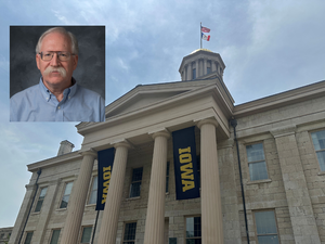 University of Iowa professor awarded for work on foundational statistics tool