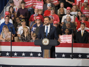 Vance rallies Iowa Republicans, says Trump’s trade policies benefit farmers