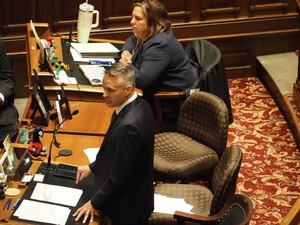 Iowa lawmakers approve bill allowing $1.4B in tax incentives for steel mill project