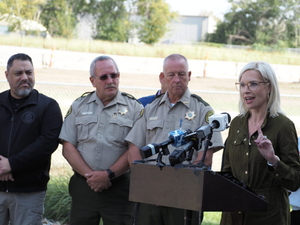 U.S. Rep. Ashley Hinson pledges support for border patrol, law enforcement if elected
