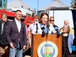 USDA to increase research into U.S. seed stores, partner with DOJ to investigate seed industry