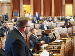 Iowa lawmakers approve bill allowing $1.4B in tax incentives for steel mill project