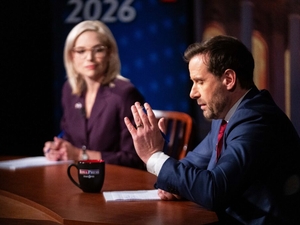 Iowa Down Ballot: Debates, forecast shifts and dueling polls