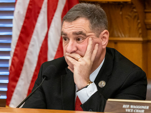 Kansas Democrats, Republicans firm up teams for statewide office contests