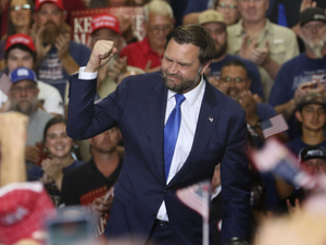 Top Republicans keep visiting Kansas and encouraging people to vote