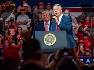 In Kansas rally, Trump defends Marshall’s record and calls Hamilton a ‘disgrace’