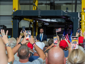 Vice President JD Vance renews call for Kansas GOP voters to back US Sen. Roger Marshall