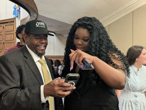 Democratic Senate hopeful Jamie Davis avoids GOP talk at LSU voter event