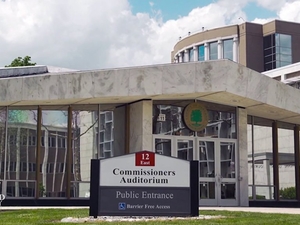 Even wealthy Oakland County can’t dodge Michigan’s economic woes