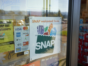 Michigan school districts, food pantries feel SNAP cut ripple effect ahead of cost shift to states