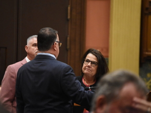 Michigan lawmakers still don’t have a budget deal, scuttling likelihood of a vote before midnight