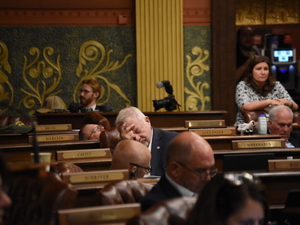 Michigan lawmakers finalize $85B budget after all-night legislative session 